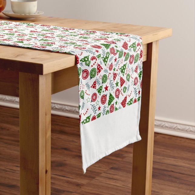 Christmas Elements Pattern Short Table Runner (In Situ)