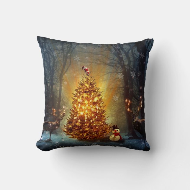 Christmas Forest                                 . Throw Pillow (Front)