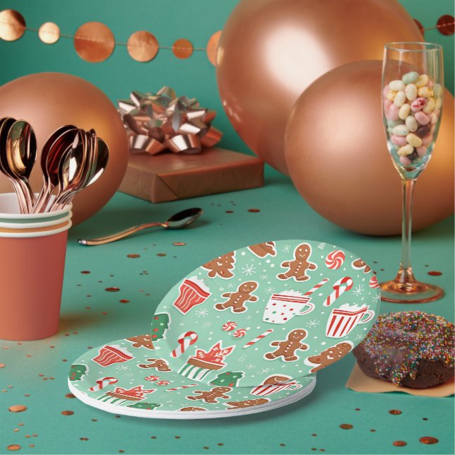 Christmas Gingerbread design Paper Plates (Multi)