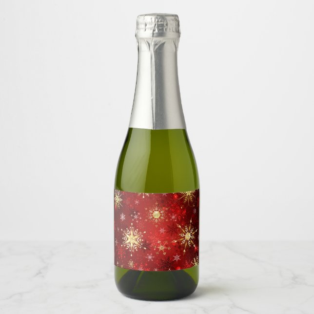 Christmas Golden Snowflakes on Red Background Sparkling Wine Label (Front)