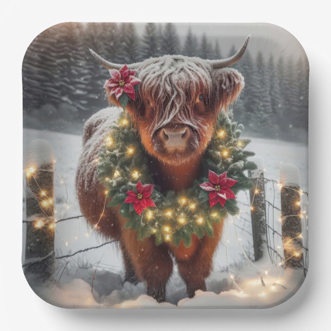 Christmas Highland Cow Wearing a Wreath Paper Plates (Front)