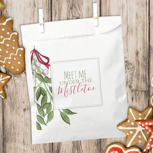 Christmas Holiday Mistletoe Cute Whimsical Elegant Favor Bag