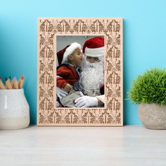 Christmas Holly & Candles Pattern Engraved Frames (Creator Uploaded)