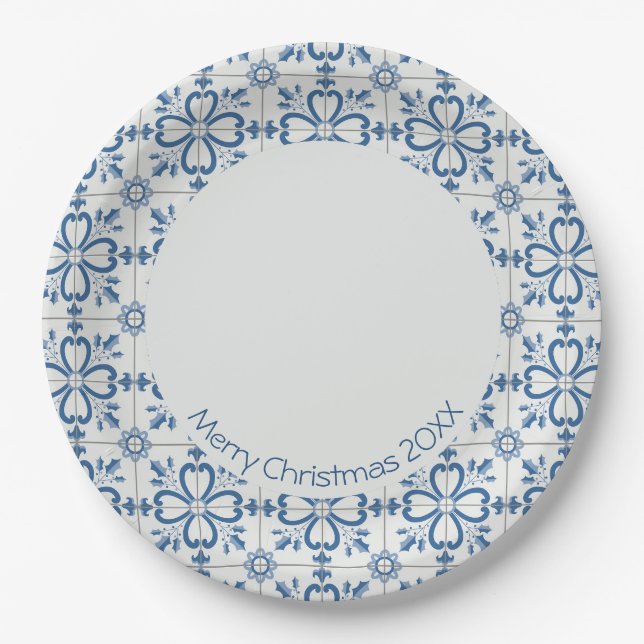 Christmas holly leaves and flowers petals tiles paper plates (Front)