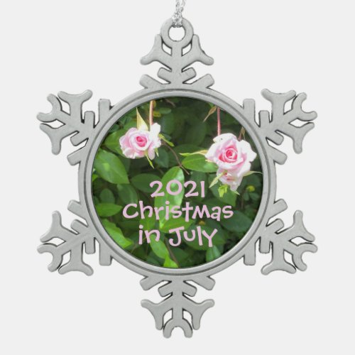 Christmas in July decoration 2021