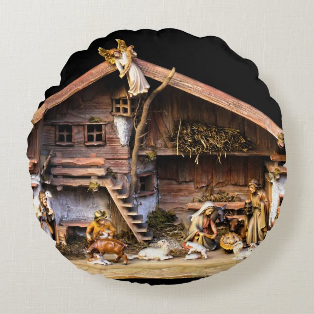 Christmas Nativity Scene Round Pillow (Front)