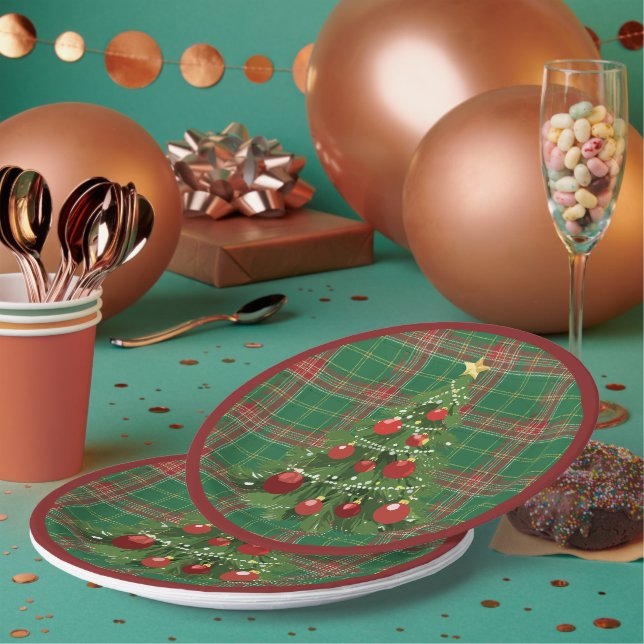 Christmas Plaid Green, Red with Gold Paper Plates (Multi)
