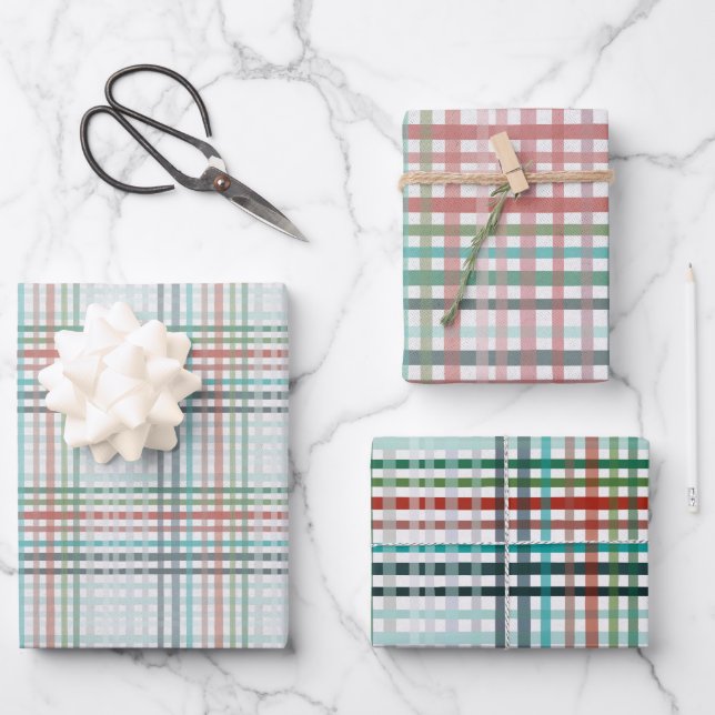 Christmas plaid wrapping paper sheets (Front)