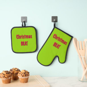Christmas Red And Brat Green Oven Mitt & Pot Holder Set