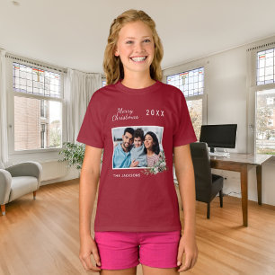 Christmas red family photo cone pine name girl T-Shirt