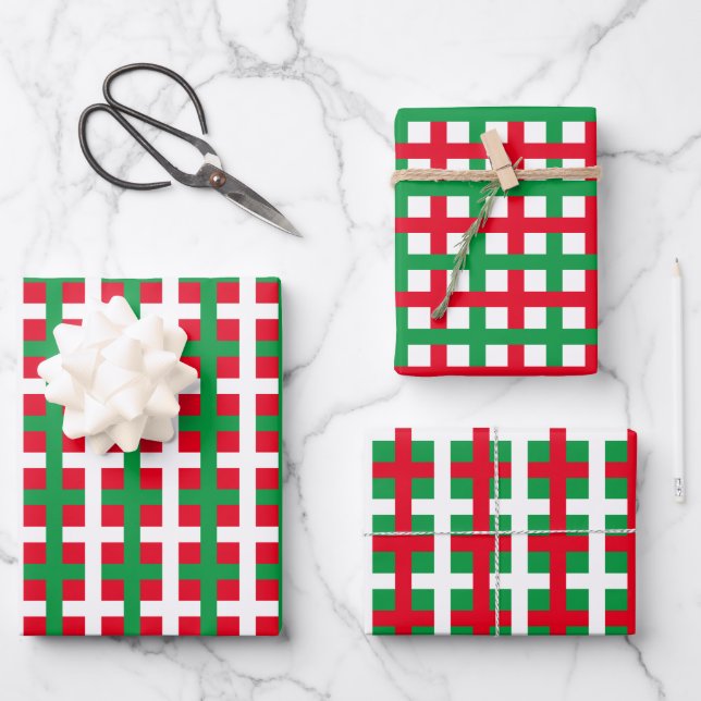 Christmas red green white plaid tartan checkered wrapping paper sheets (Front)