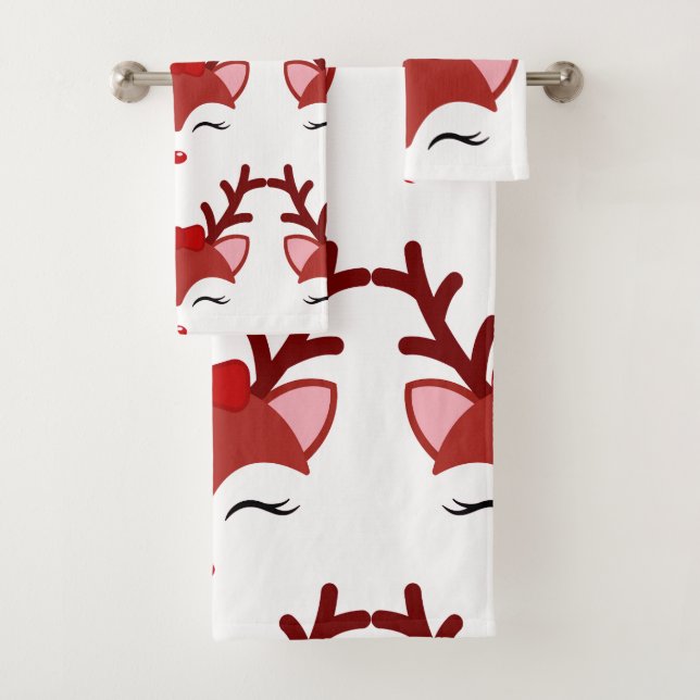Christmas Reindeer face Bath Towel Set (Insitu)