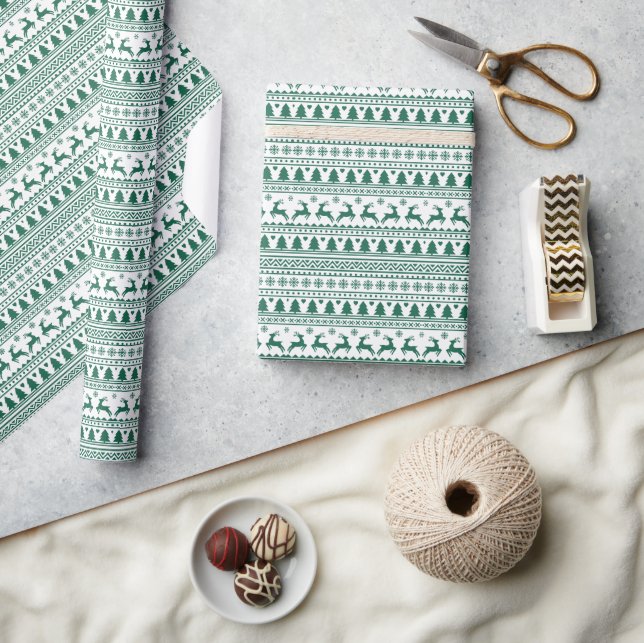 Christmas scandinavian classic pattern wrapping paper (Crafts)