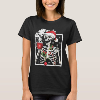 Christmas Skeleton With Smiling Skull Drinking Cof T-Shirt
