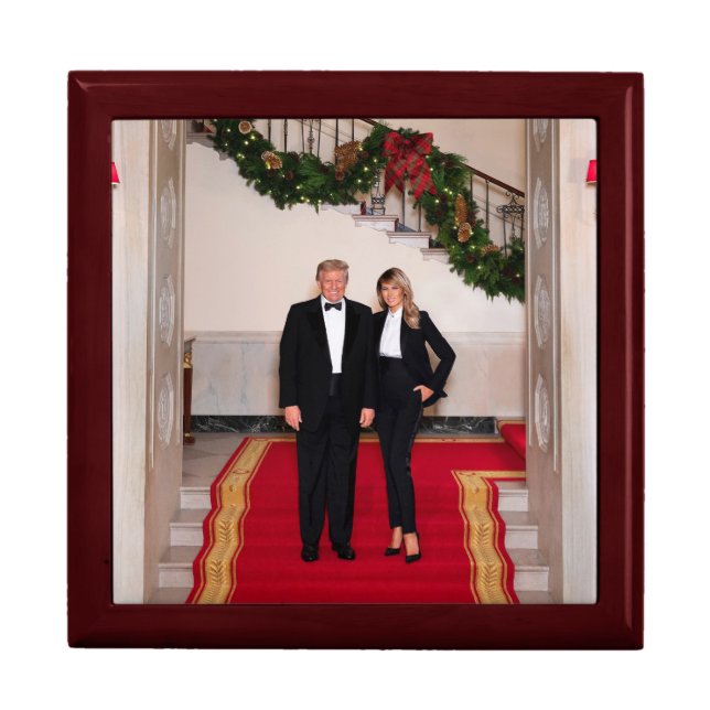 Christmas steps President Donald Trump & Melania Gift Box (Front)