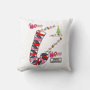 Christmas Throw Pillow, Cat Kittens Meow Mouse Throw Pillow