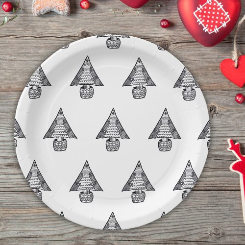 Christmas Tree Black and White Drawing Pattern Paper Plates