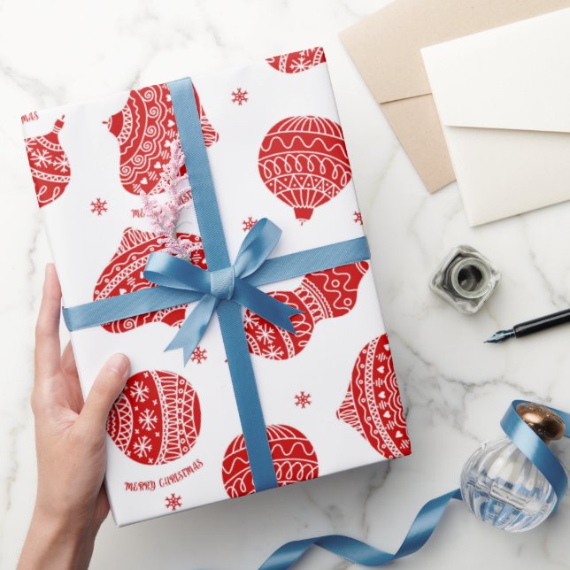 Christmas tree ornament pattern wrapping paper (Gifting)