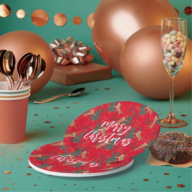 Christmas trees & tigers pattern red background paper plates (Multi)