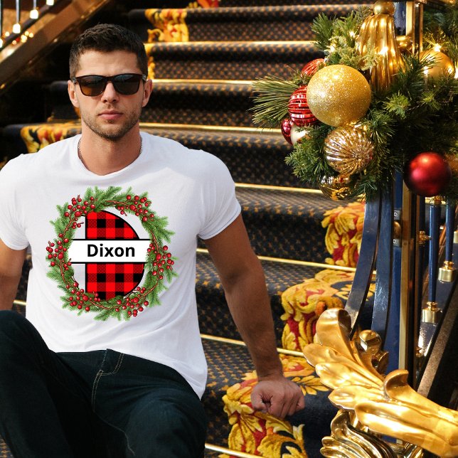 Christmas wreath Family Matching Name letter D  T-Shirt (Creator Uploaded)