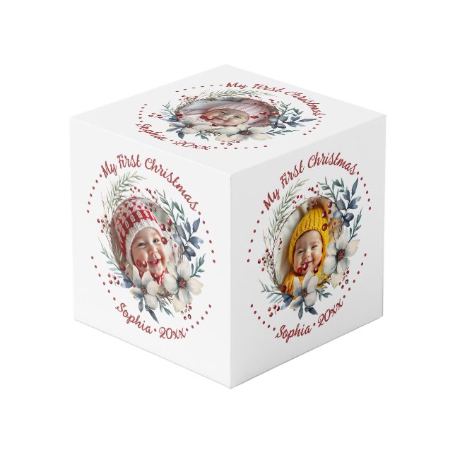 Christmas wreath, flowers and berries photo cube (Front Angled)