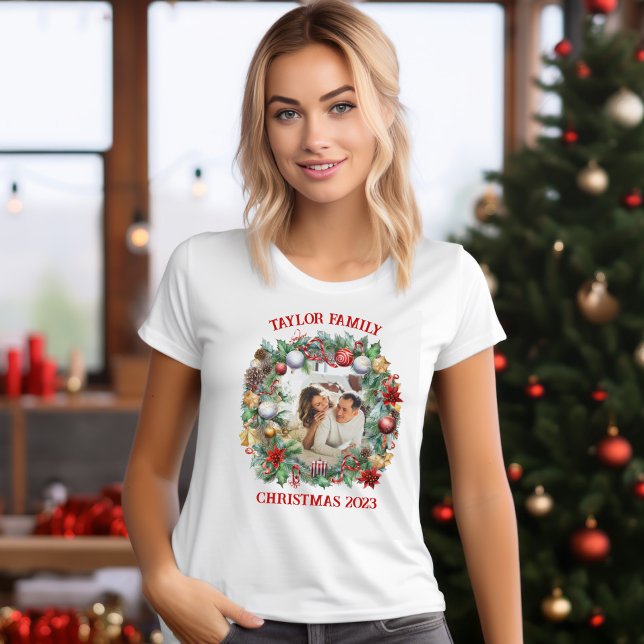 Christmas Wreath Frame Family Photo Template T-Shirt (Creator Uploaded)