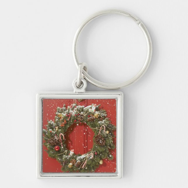 Christmas wreath hanging on a door keychain (Front)