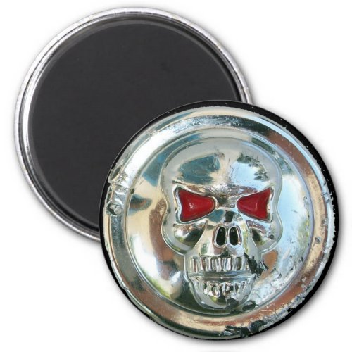 CHROME SKULL MAGNET