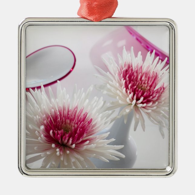 Chrysanthemums Metal Ornament (Front)