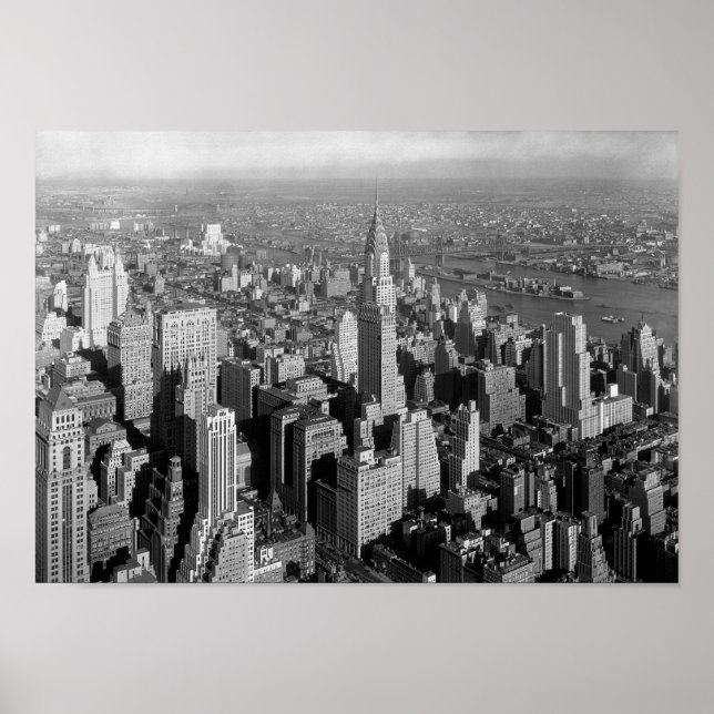 Chrysler Building - Manhattan Skyline - 1932 Poster (Front)