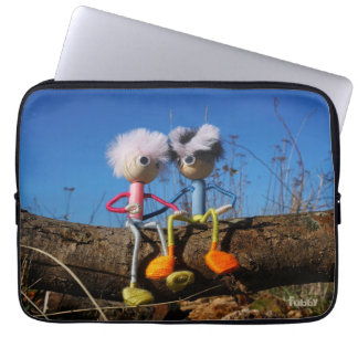 Chubby couple sitting romantically in love. laptop sleeve