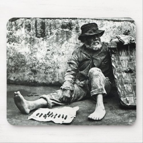 Cigar_end Seller c1865 bw photo Mouse Pad