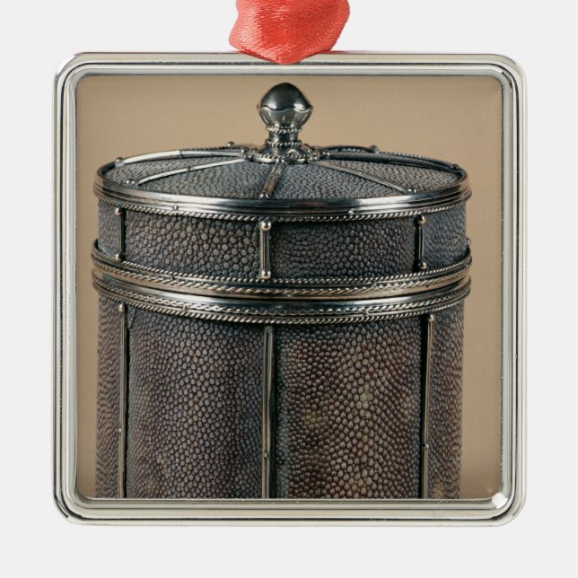Cigarette box with shagreen sides, 1928 metal ornament (Front)