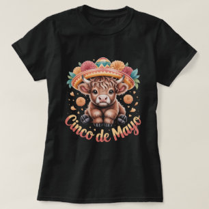 Cinco de Mayo Highland Cow Cute Floral Sombrero Me T-Shirt