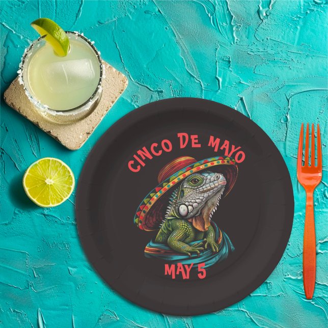 Cinco de Mayo Iguana Wearing Sombrero & Serape Paper Plates (Creator Uploaded)