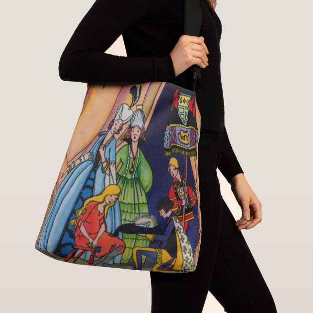 Cinderella, the prince and the glass slipper crossbody bag (Close Up)