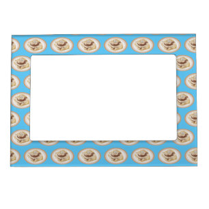 Cinnamon roll cartoon illustration  magnetic frame