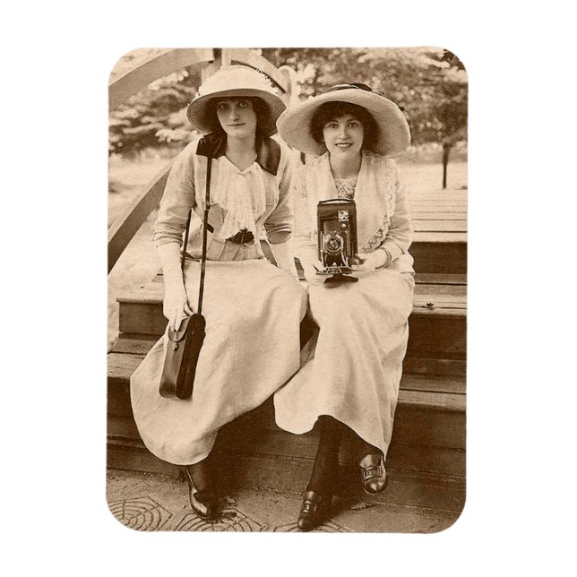 circa 1910 camera girls magnet (Vertical)