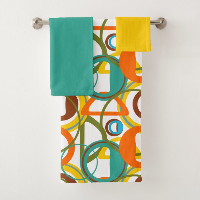 Circles, Circles  Bath Towel Set (Insitu)