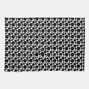 Circles & Dots in 7 Sizes: Repeating Black & White Towel