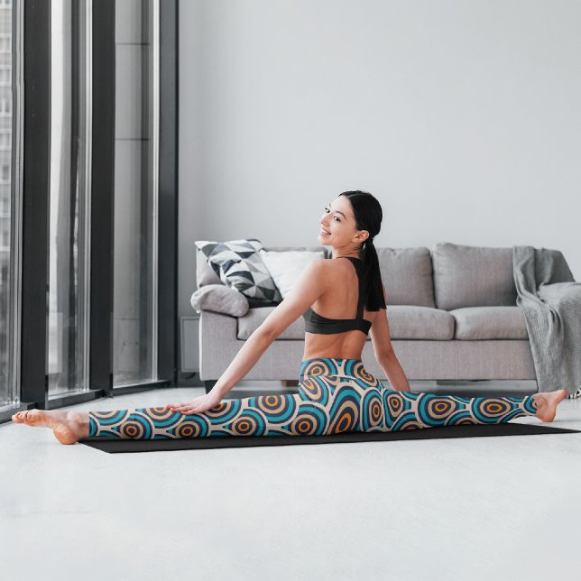 Circles Retro Capri Leggings (Creator Uploaded)