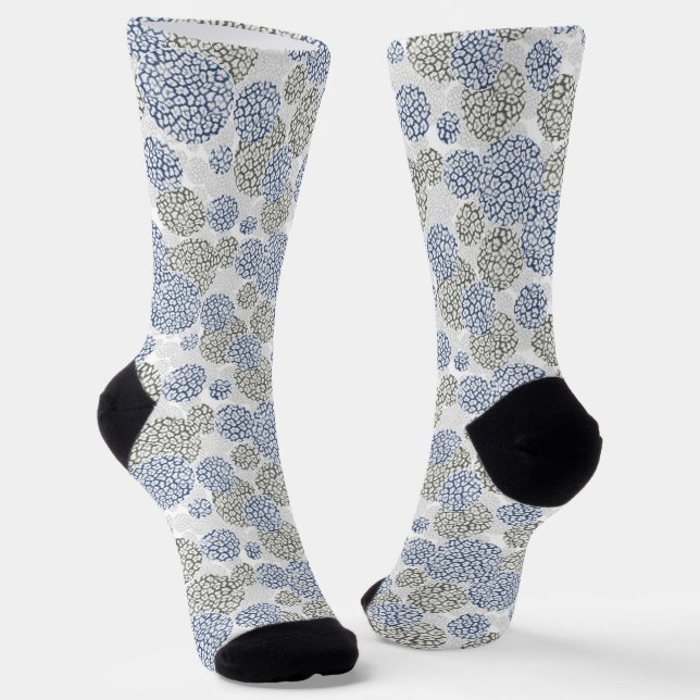 Circles with grey and blue leopard skin print  socks (Angled)