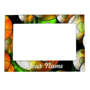 Circular abstract pattern magnetic picture frame
