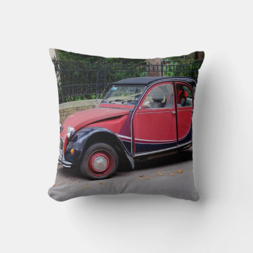 Citroen 2 CV Charleston Throw Pillow