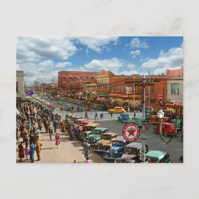 City - Gadsden, AL- Christmas shopping crowds 1941 Postcard (Front)