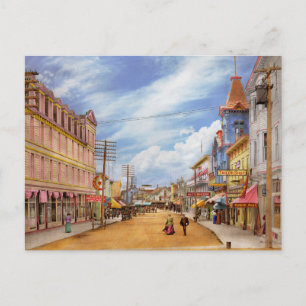 City - Mackinac Island - More than just rugs Postcard