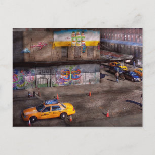 City - New York - Greenwich Village - Life's color Postcard