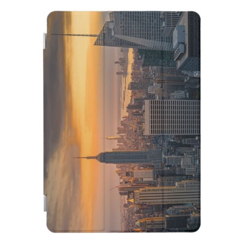 city of new york with the magnificent sunset iPad pro cover