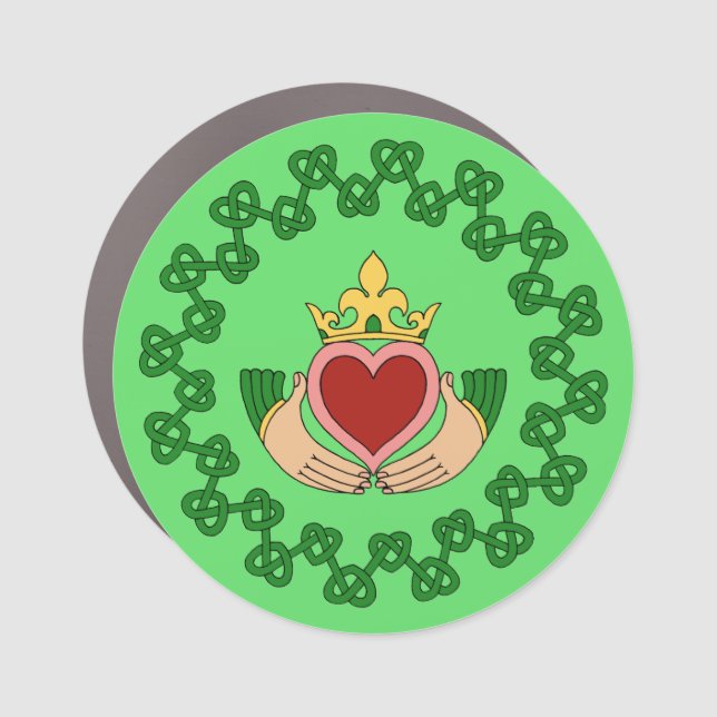 Claddagh and Green Knotwork Car Magnet (Front)