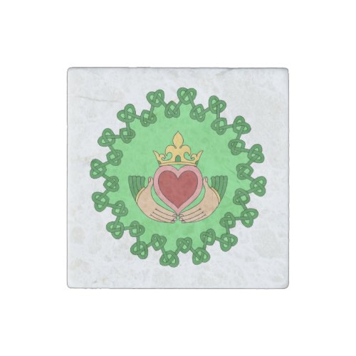 Claddagh and Green Knotwork